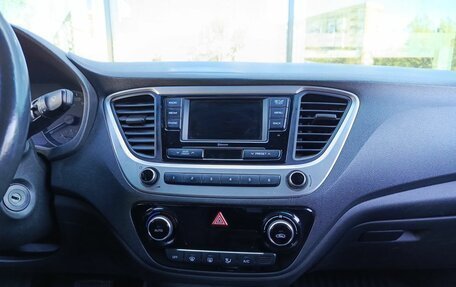 Hyundai Solaris II рестайлинг, 2018 год, 1 263 000 рублей, 18 фотография