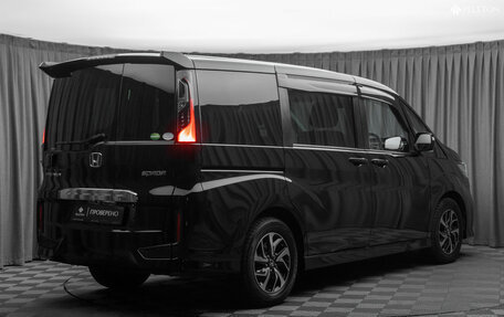Honda Stepwgn IV, 2020 год, 2 950 000 рублей, 5 фотография