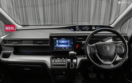 Honda Stepwgn IV, 2020 год, 2 950 000 рублей, 10 фотография