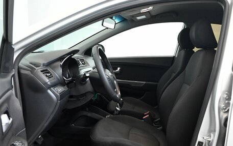 KIA Rio III рестайлинг, 2015 год, 980 000 рублей, 10 фотография