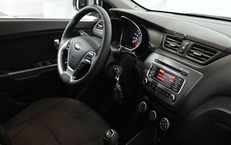 KIA Rio III рестайлинг, 2015 год, 980 000 рублей, 13 фотография