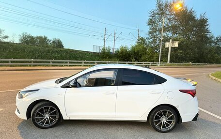 Hyundai Solaris II рестайлинг, 2018 год, 1 250 000 рублей, 2 фотография