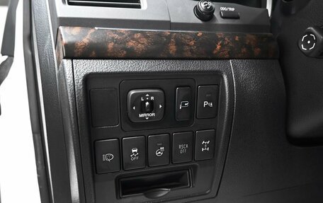 Toyota Land Cruiser 200, 2013 год, 3 195 000 рублей, 28 фотография