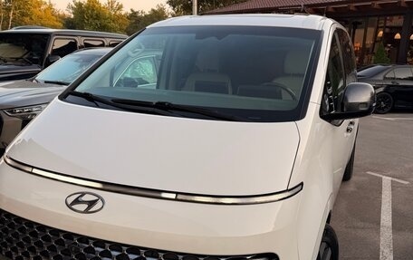 Hyundai Staria, 2021 год, 4 680 000 рублей, 1 фотография