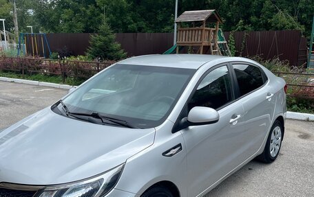 KIA Rio III рестайлинг, 2015 год, 750 000 рублей, 3 фотография