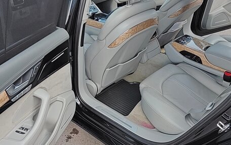 Audi A8, 2013 год, 5 200 000 рублей, 16 фотография