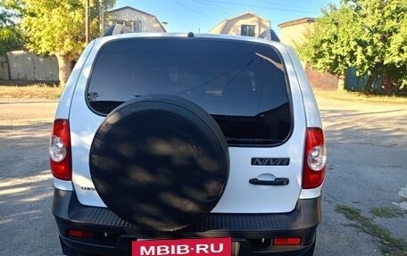 Chevrolet Niva I рестайлинг, 2019 год, 1 000 000 рублей, 4 фотография
