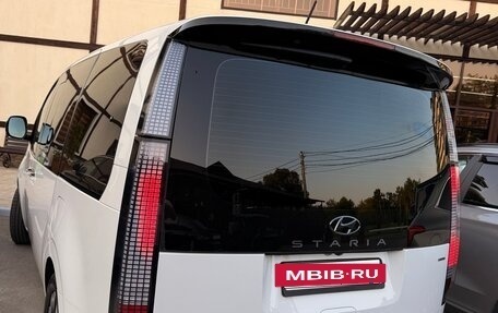 Hyundai Staria, 2021 год, 4 680 000 рублей, 4 фотография