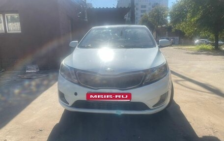 KIA Rio III рестайлинг, 2015 год, 720 000 рублей, 3 фотография