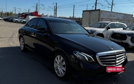 Mercedes-Benz E-Класс, 2017 год, 2 600 000 рублей, 2 фотография