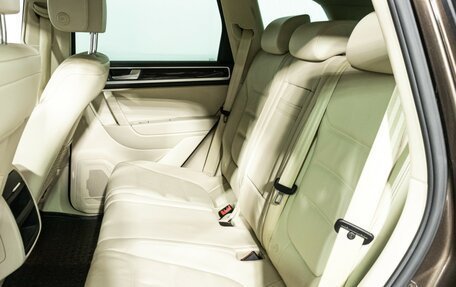 Volkswagen Touareg III, 2012 год, 2 499 898 рублей, 10 фотография