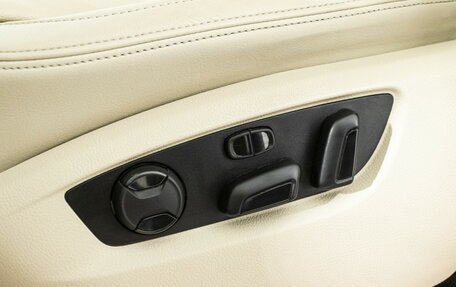 Volkswagen Touareg III, 2012 год, 2 499 898 рублей, 16 фотография