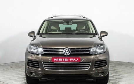 Volkswagen Touareg III, 2012 год, 2 499 898 рублей, 2 фотография