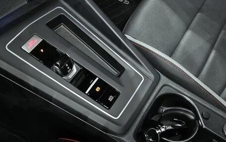 Volkswagen Golf VIII, 2022 год, 3 050 000 рублей, 7 фотография