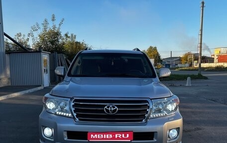 Toyota Land Cruiser 200, 2010 год, 3 490 000 рублей, 3 фотография