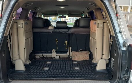 Toyota Land Cruiser 200, 2010 год, 3 490 000 рублей, 17 фотография