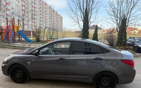 Hyundai Solaris II рестайлинг, 2011 год, 800 000 рублей, 5 фотография