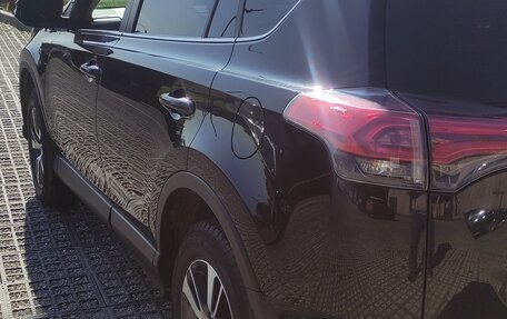 Toyota RAV4, 2018 год, 2 150 000 рублей, 3 фотография
