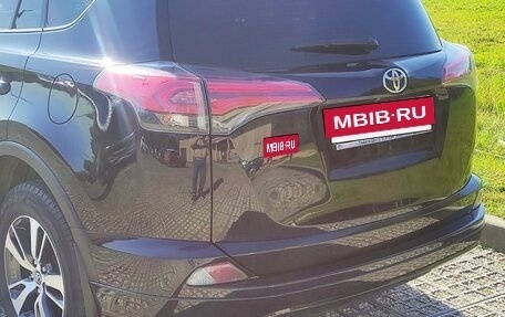 Toyota RAV4, 2018 год, 2 150 000 рублей, 7 фотография