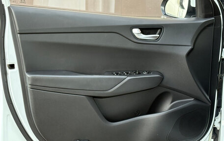 Hyundai Solaris II рестайлинг, 2020 год, 1 330 000 рублей, 8 фотография