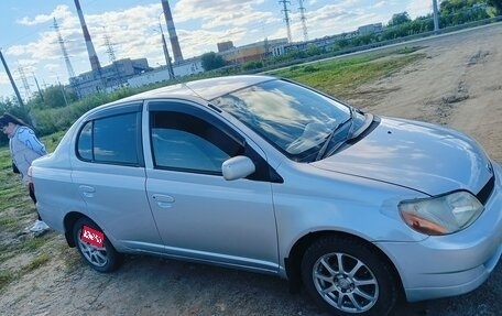 Toyota Platz, 2002 год, 260 000 рублей, 4 фотография