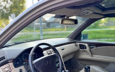 Mercedes-Benz E-Класс, 1997 год, 290 000 рублей, 5 фотография
