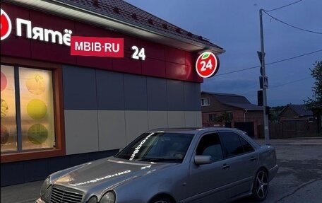Mercedes-Benz E-Класс, 1997 год, 290 000 рублей, 7 фотография
