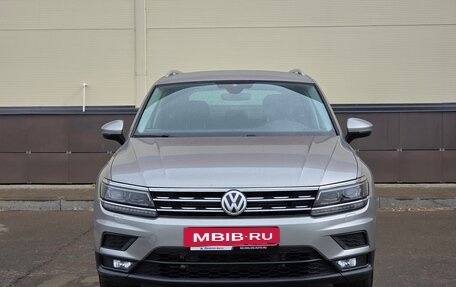 Volkswagen Tiguan II, 2019 год, 2 550 000 рублей, 2 фотография