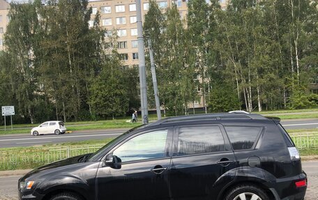 Mitsubishi Outlander III рестайлинг 3, 2012 год, 1 050 000 рублей, 2 фотография