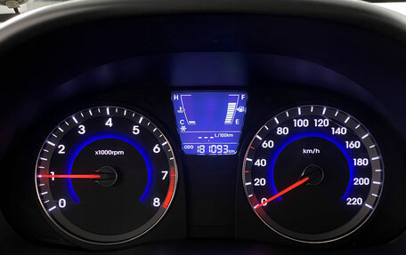 Hyundai Solaris II рестайлинг, 2012 год, 629 000 рублей, 17 фотография