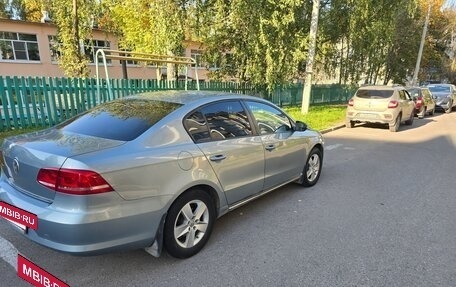 Volkswagen Passat B7, 2011 год, 820 000 рублей, 6 фотография