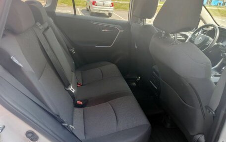 Toyota RAV4, 2020 год, 3 170 000 рублей, 16 фотография