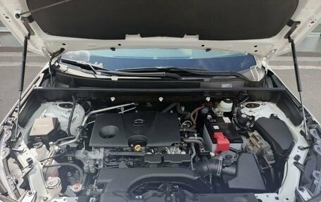 Toyota RAV4, 2020 год, 3 170 000 рублей, 11 фотография