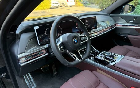 BMW 7 серия, 2024 год, 12 880 000 рублей, 8 фотография