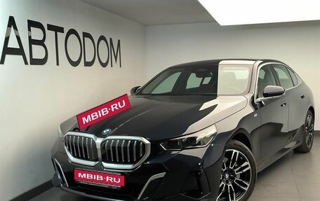 BMW 5 серия, 2024 год, 8 200 000 рублей, 1 фотография