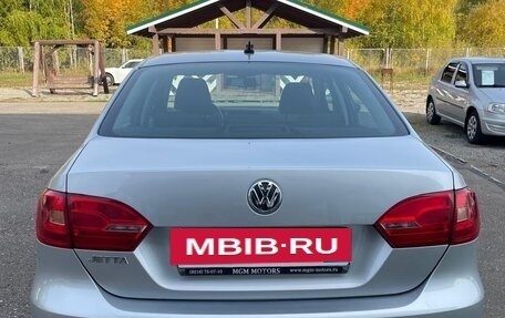 Volkswagen Jetta VI, 2013 год, 1 050 000 рублей, 3 фотография