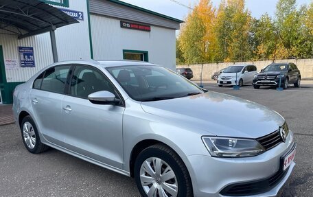 Volkswagen Jetta VI, 2013 год, 1 050 000 рублей, 10 фотография