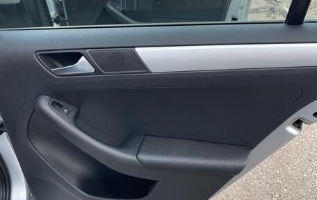 Volkswagen Jetta VI, 2013 год, 1 050 000 рублей, 21 фотография