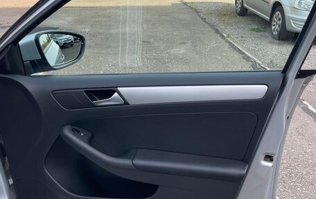 Volkswagen Jetta VI, 2013 год, 1 050 000 рублей, 20 фотография