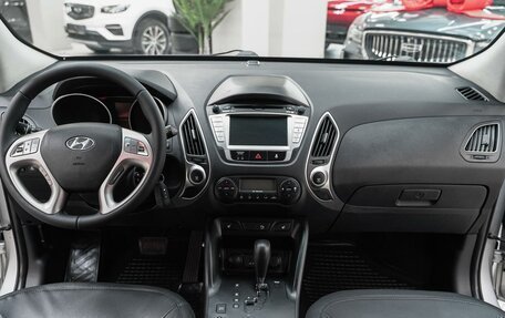 Hyundai ix35 I рестайлинг, 2012 год, 1 149 000 рублей, 10 фотография