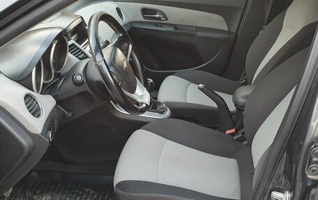 Chevrolet Cruze II, 2011 год, 530 000 рублей, 7 фотография