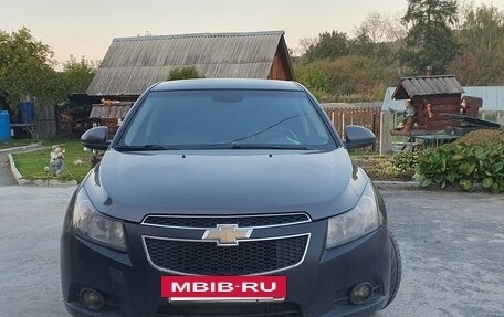 Chevrolet Cruze II, 2011 год, 530 000 рублей, 6 фотография