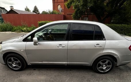 Nissan Tiida, 2004 год, 325 000 рублей, 6 фотография