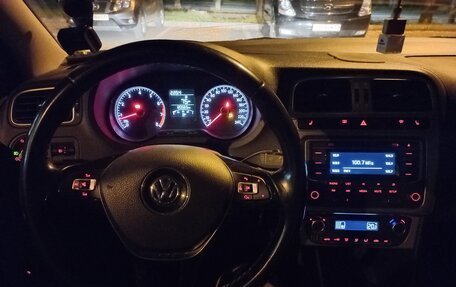 Volkswagen Polo VI (EU Market), 2018 год, 990 000 рублей, 6 фотография