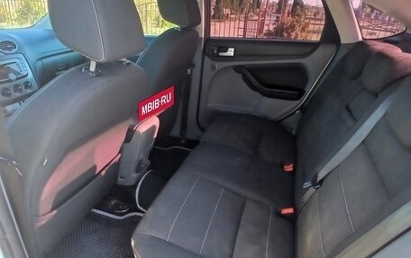 Ford Focus II рестайлинг, 2010 год, 750 000 рублей, 3 фотография