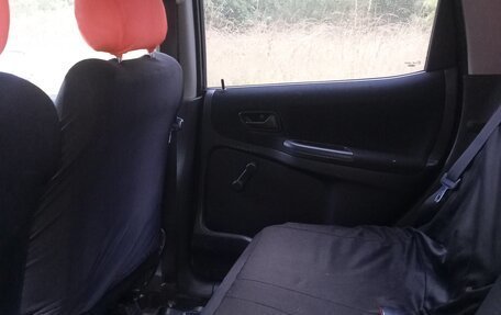 Suzuki Ignis II (HR), 2003 год, 200 000 рублей, 13 фотография