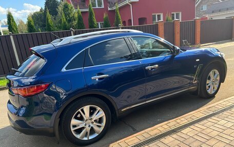 Infiniti QX70, 2014 год, 2 900 000 рублей, 5 фотография