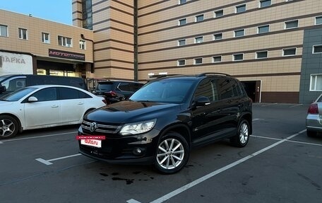 Volkswagen Tiguan I, 2016 год, 1 600 000 рублей, 2 фотография