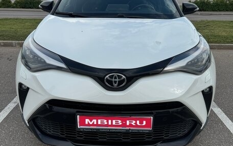 Toyota C-HR I рестайлинг, 2021 год, 2 950 000 рублей, 1 фотография