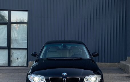 BMW 1 серия, 2006 год, 730 000 рублей, 1 фотография